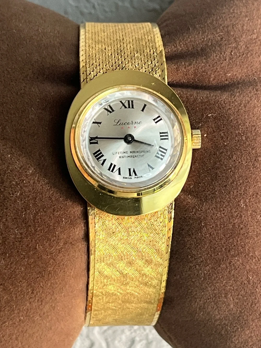 Ladies Lucerne 3 STARS Gold Bracelet Watch mechanical Swiss made.